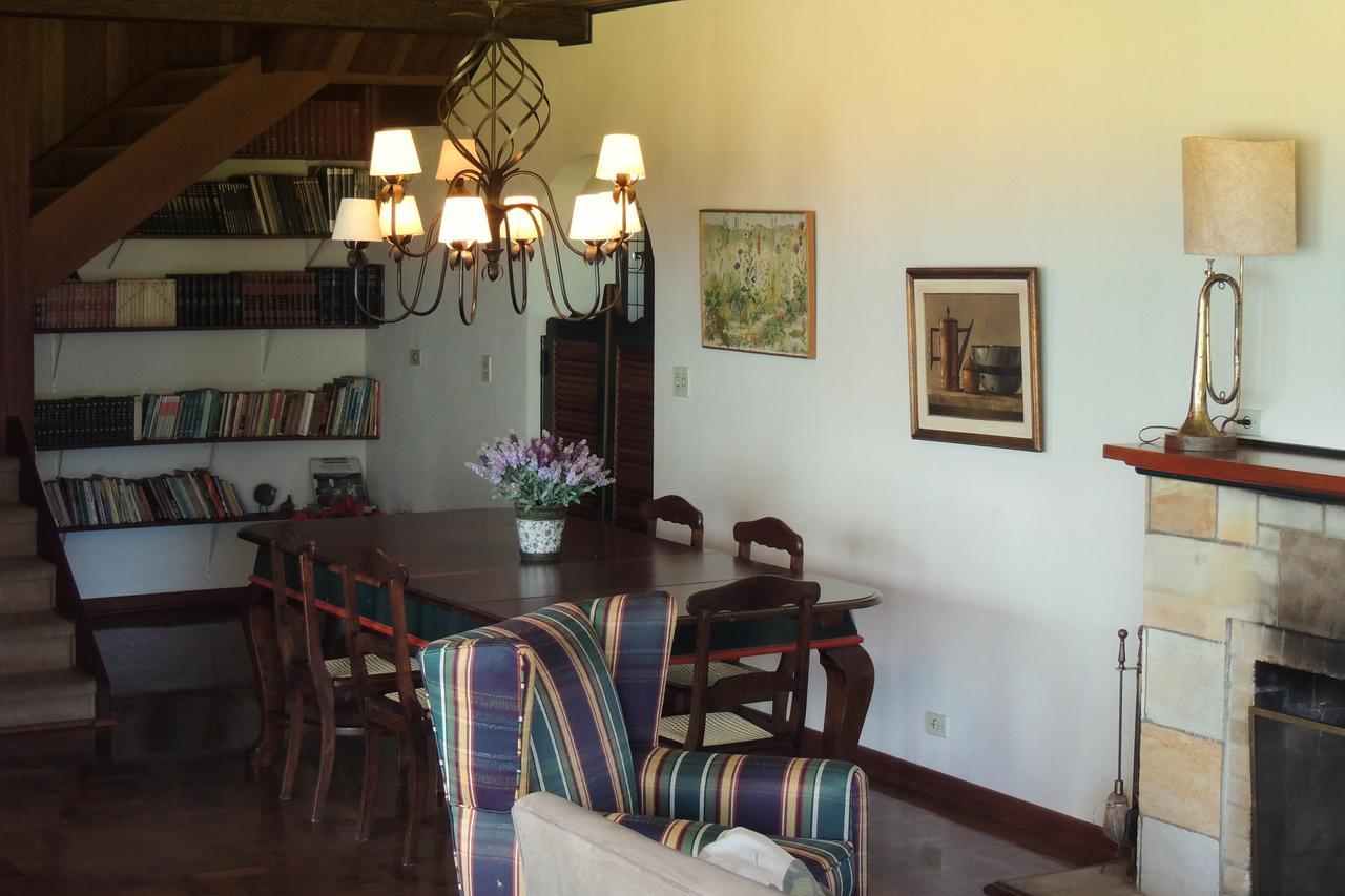 Casa Em Campos Do Jordao Villa Buitenkant foto